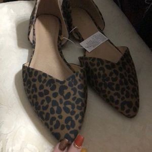 Old navy leopard print flats size 7.5
